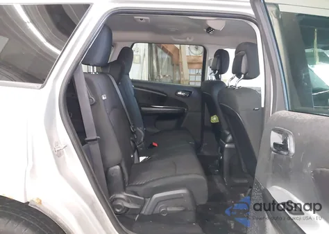 2011 Dodge Journey Mainstreet z USA, uszkodzony, nr VIN 3D4PH1FG1BT559549